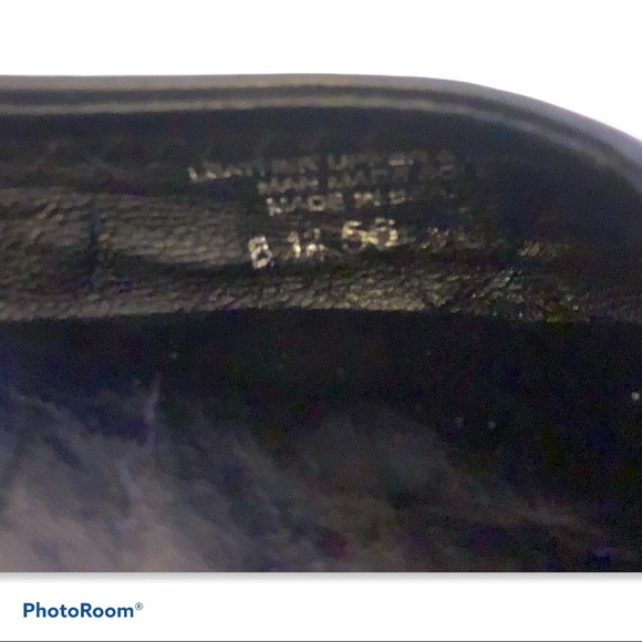 Tory Burch Black Flats with Cream Emblem - Picture 7 of 8